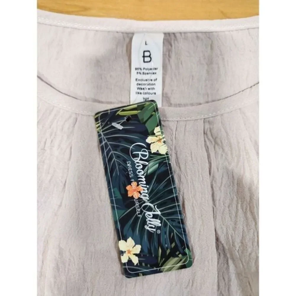 Blooming‎ Jelly Womens Taupe Sleeveless Pleated Scoop Neck Textured Blouse Large - Picture 2 of 3